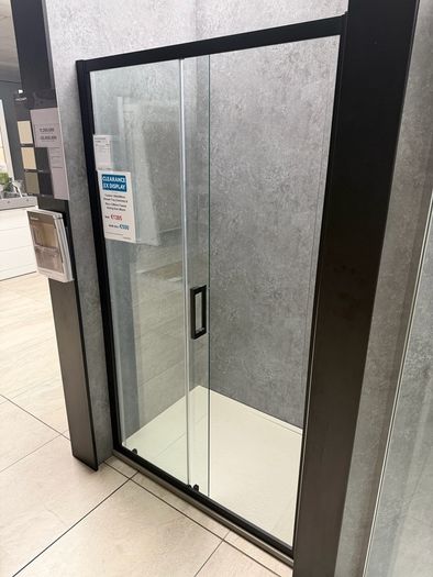 Shower Door & Tray