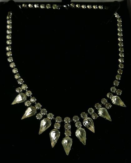 Vintage  Silver Tone Austrian Crystal Diamante Necklace Choker