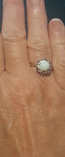 Beautiful sterling silver ring with moonstone