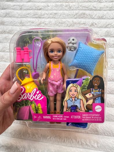 Mattel Barbie Chelsea Doll Blonde Camping Playset with Owl Sleeping Bag Damaged Box Please see photos