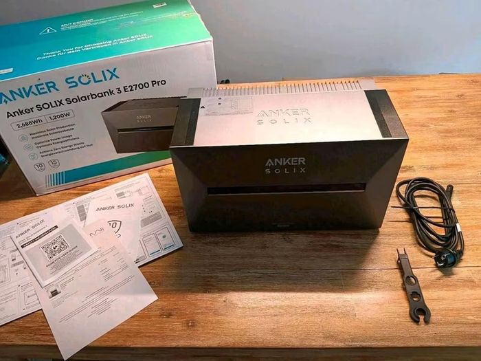 Anker Solix Solarbank E2700 3 Pro