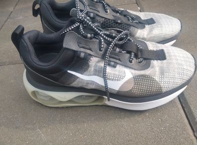 Women's Nike Air Max 2021 sneakers