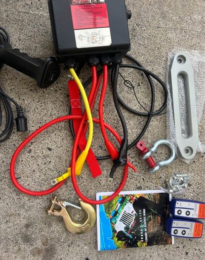 Electric Winch 13500 LBS/ 6123KG 12V 27M/92FT Synthetic Tow Rope