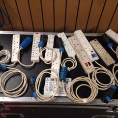 10 x 16 amp 16a to 13a plug boards cables