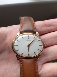 18 ct gold omega