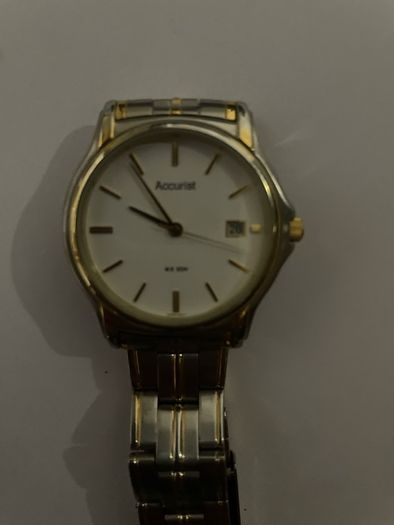 Accurist mb162 men's wristwatch
