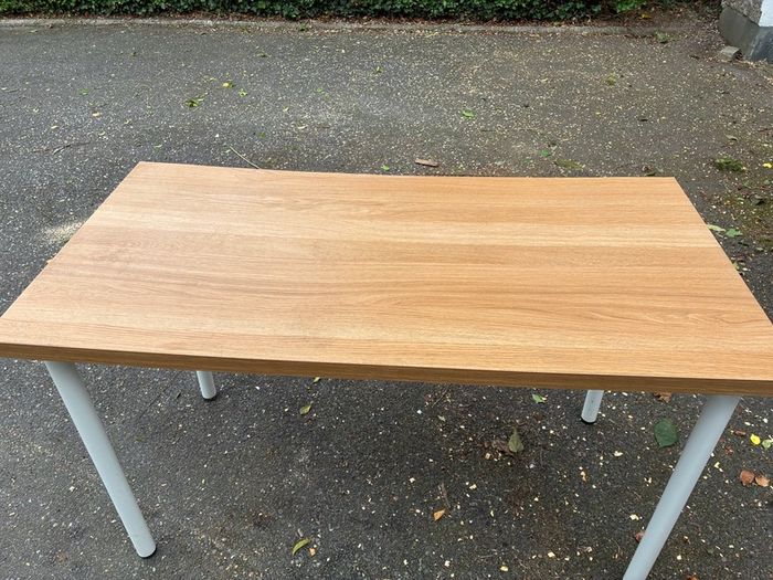 Computer / Standard Table