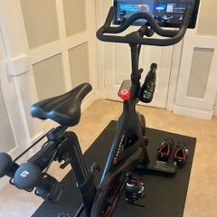 Peloton Bike  Excellent Condition. Accessories Included