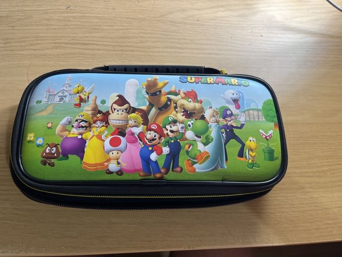 Nintendo Official License Transport Case - Super Mario Bros Official Design