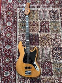 Sire Marcus Miller V5R