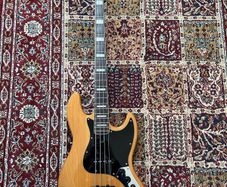 Sire Marcus Miller V5R
