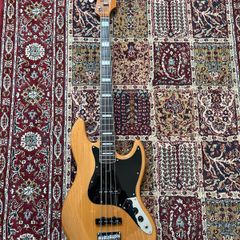 Sire Marcus Miller V5R