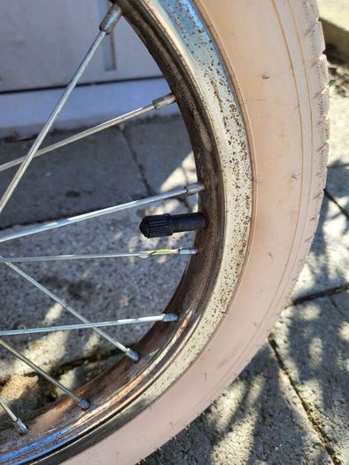 Girls bike