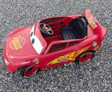 Lightning Mcqueen 6v ride-on car
