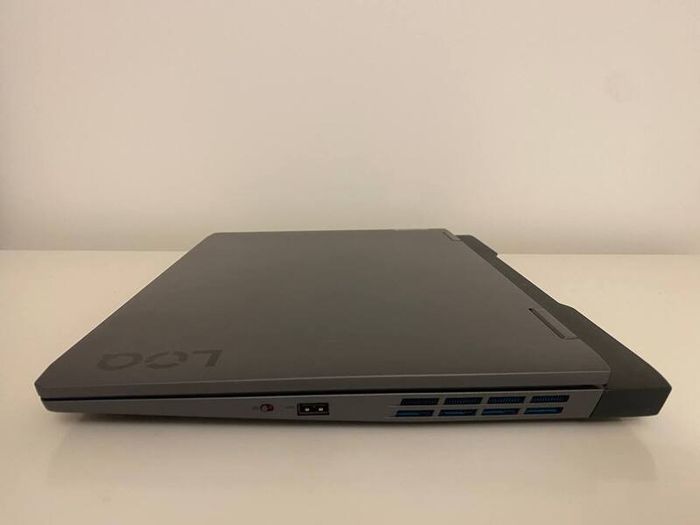 Gaming Laptop - Like New Lenovo LOQ - 16" Ultra HD