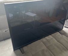 32 inch LG Smart TV