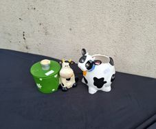 Pair of cow ornaments postage possible