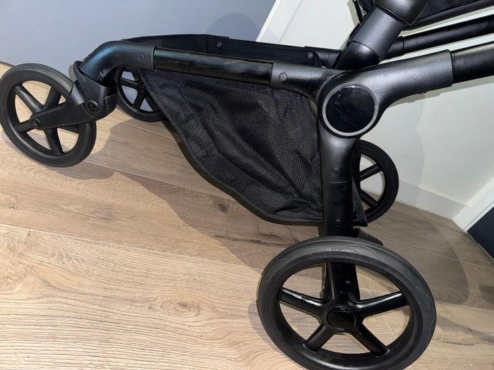 Bugaboo fox 5 renew black