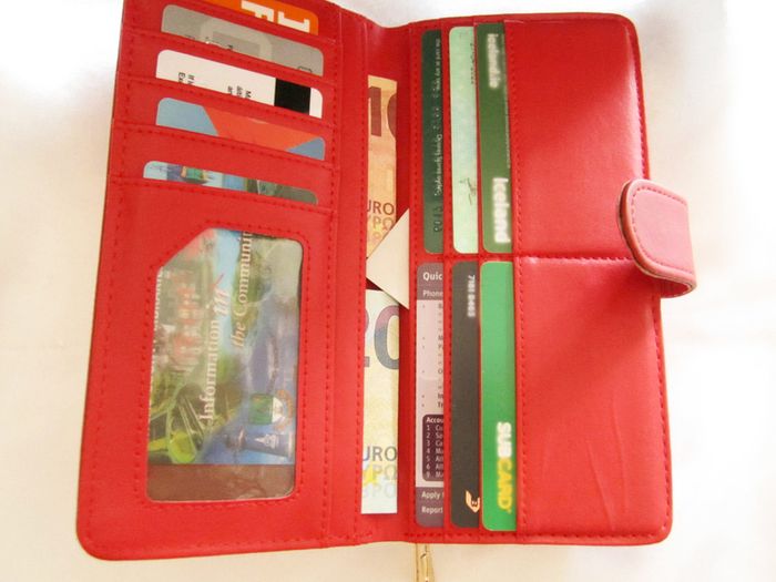 Large Fashion Red Purse Multi compartments with flowers design