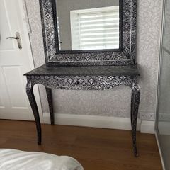 Console Table with Mirror