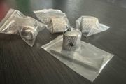 2 chrome tone/volume knobs