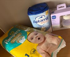 Baby bundle essentials(Aptamil, mam bottles, pampers) brand new