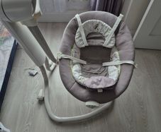 Baby swing  Jole
