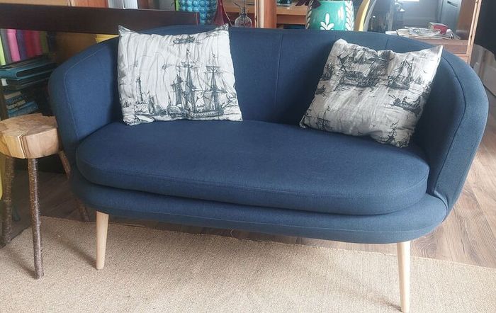 Fabulous Neat and Sturdy Two Seater Sofa on Wooden Legs in Excellent Condition