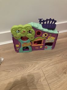 Littlest pet shop house