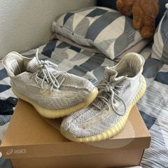 white yeezy