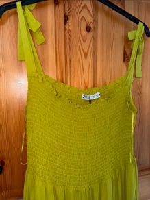 Gorgeous green ochre zara dress