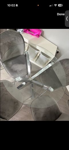 Dining Table & 4 Chairs