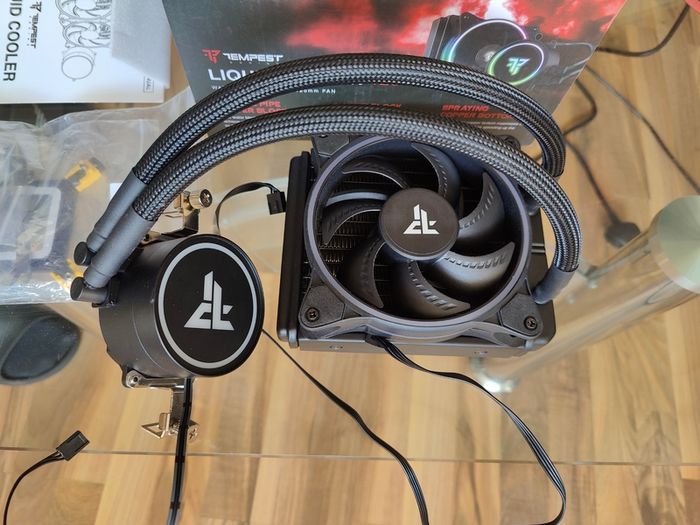 Tempest Gaming Liquid Cooler 120 RGB Like New