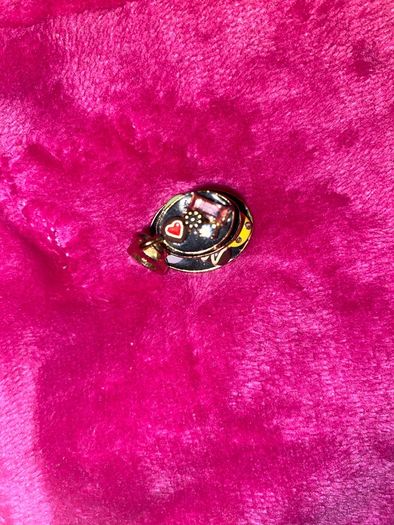Juicy couture 3 tier dessert tray charm