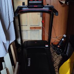 Reebok Jet 100 Folding Treadmill