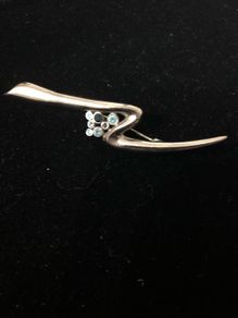 brooch