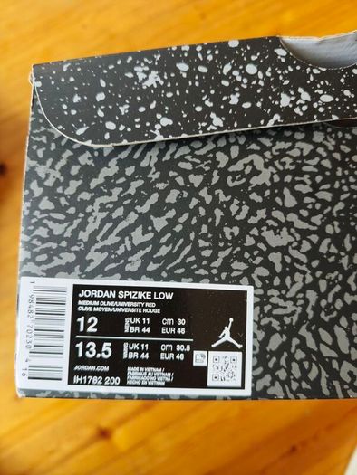 Jordan Spizike Low
