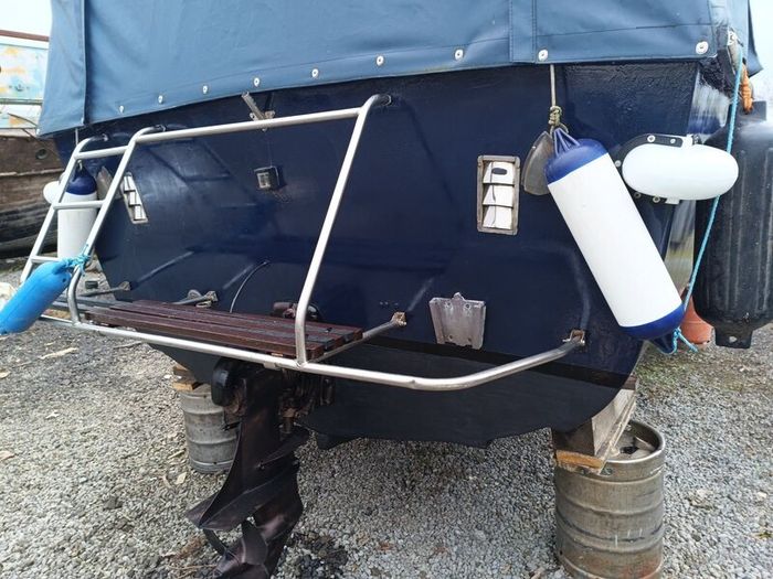 Boat cruiser 28ft perfect condition