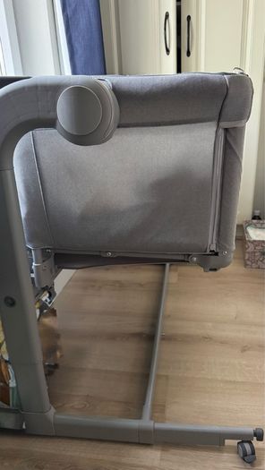 Chicco Next2Me Bedside Crib