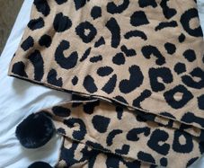 Long scarf shawl with animal print NEW black and beige