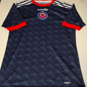 (Tight Fit) Clontarf GAA O'Neills Gaelic Football Jersey (Adult Small) FREE POST