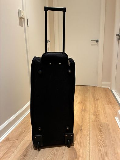 Travel Holdall with Handle and wheels