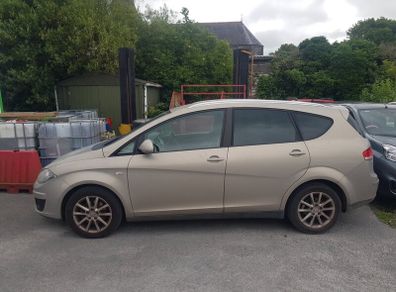 2012 Seat Altea XL 1.6l D auto Damaged Repairable