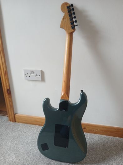 Squier Contemp Strat HH FR MNGMM
