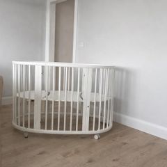Stokke Sleepi Mini + Bed Extension | Full Set | white| Excellent Condition