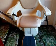 Reconditioned Thyssen Homeglide Straight Stairlift