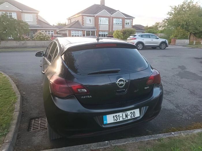 Opel Astra Se 1.7cdti / Nct