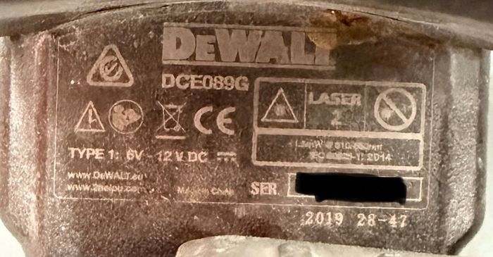 Dewalt 3 way self levelling Green Laser with Battery and case