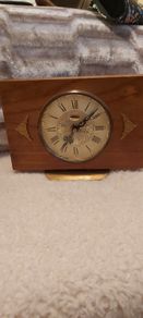 Vintage mantle clock..SALE REDUCED TO