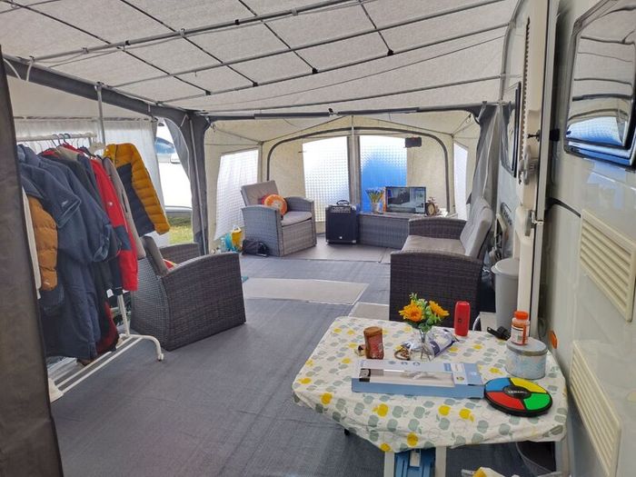 6 Berth caravan Lunar Quaser 556